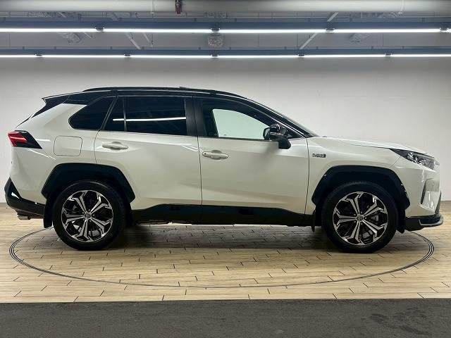 TOYOTA RAV4 PHV 2021