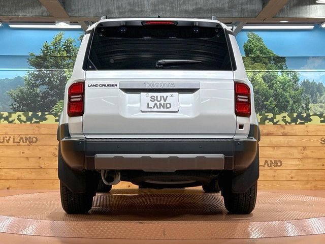 TOYOTA LANDCRUISER 250 2024