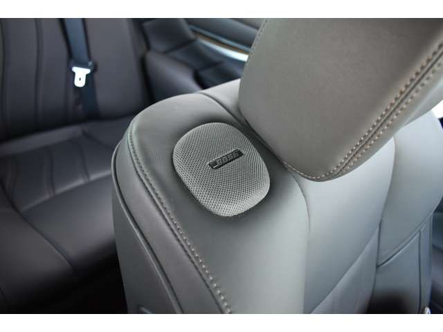 NISSAN FUGA HYBRID 2017