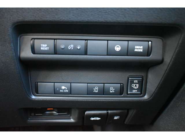 NISSAN SERENA  WG 2024