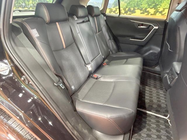 TOYOTA RAV4 4WD 2023