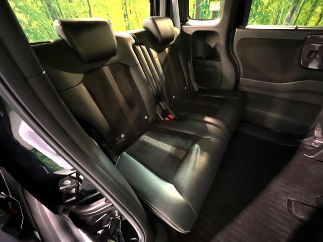 HONDA N BOX CUSTOM 2018