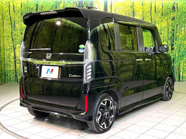 HONDA N BOX CUSTOM 2018
