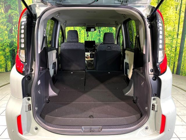 TOYOTA SIENTA HYBRID 2022