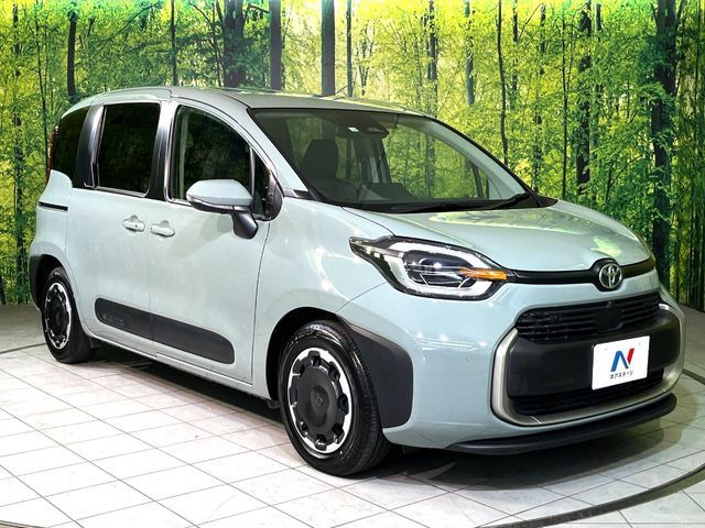 TOYOTA SIENTA HYBRID 2022