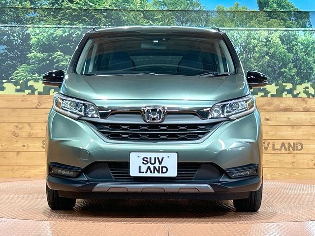 HONDA FREED HYBRID 2023