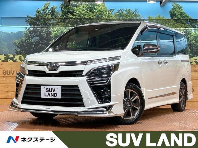 TOYOTA VOXY 2018