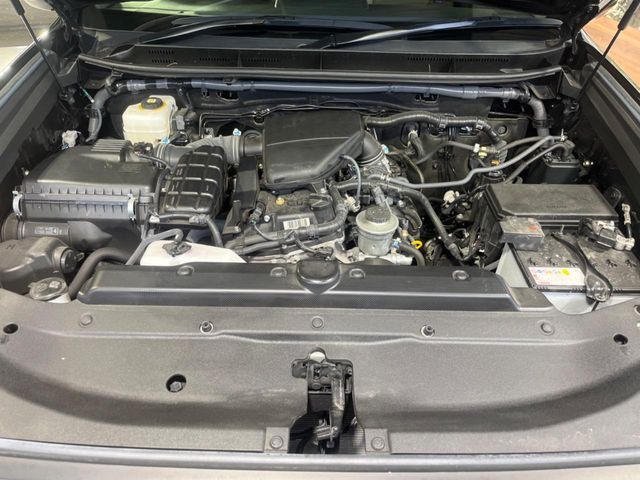 TOYOTA LANDCRUISER PRADO 2023