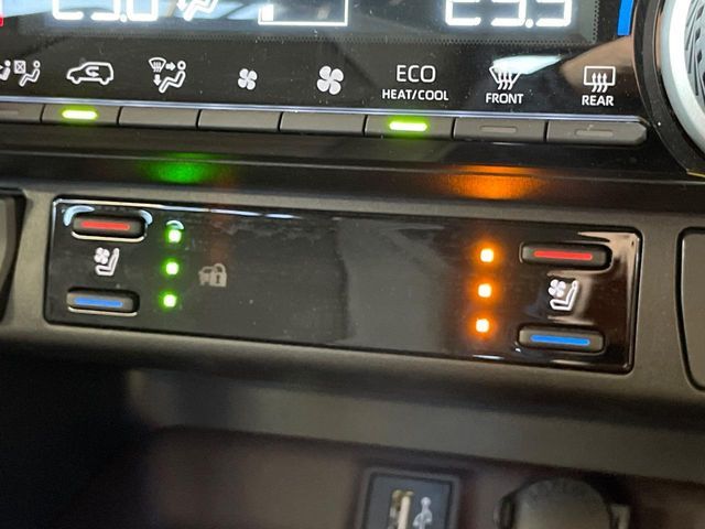 TOYOTA RAV4 4WD 2023