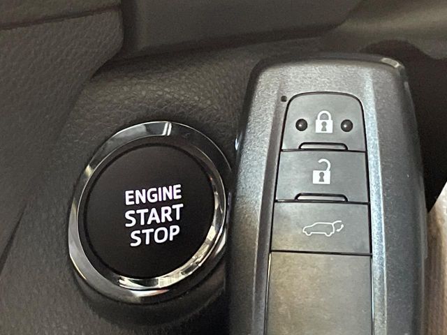 TOYOTA RAV4 4WD 2023