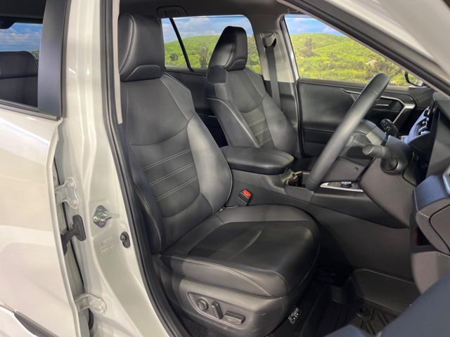 TOYOTA RAV4 4WD 2023