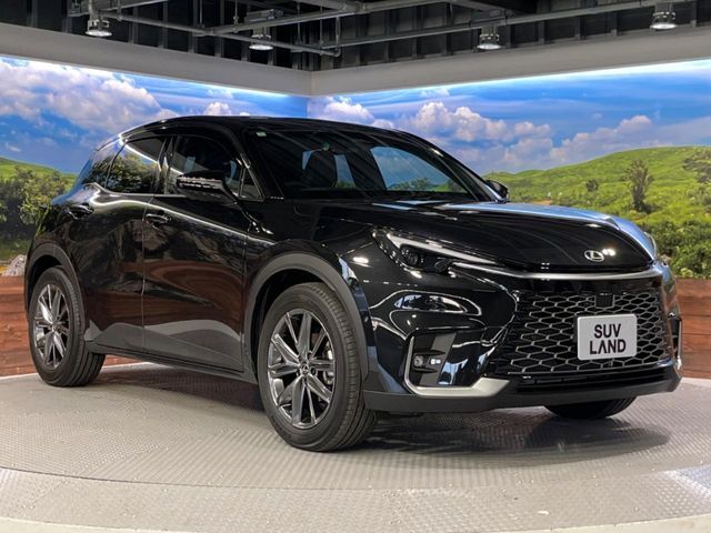 TOYOTA LEXUS LBX 2024