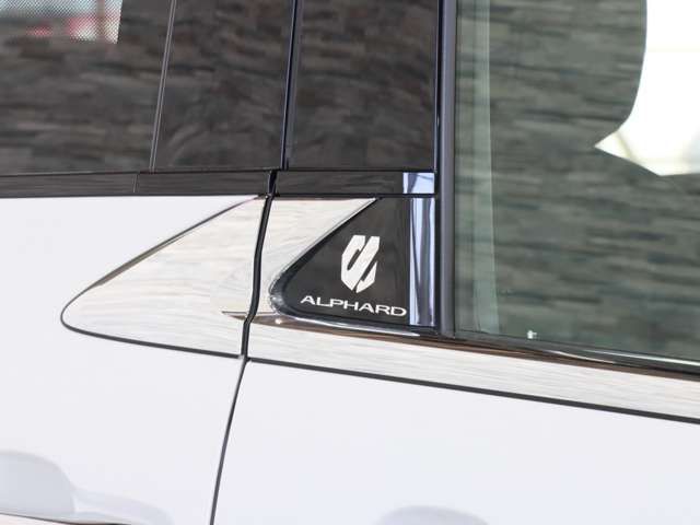 TOYOTA ALPHARD hybrid 4WD 2024