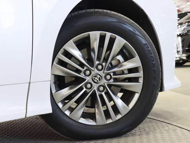 TOYOTA ALPHARD hybrid 4WD 2024