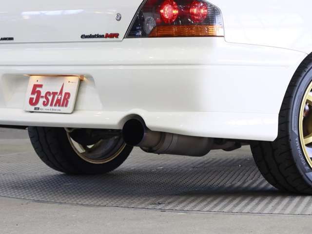 MITSUBISHI LANCER  4WD 2004