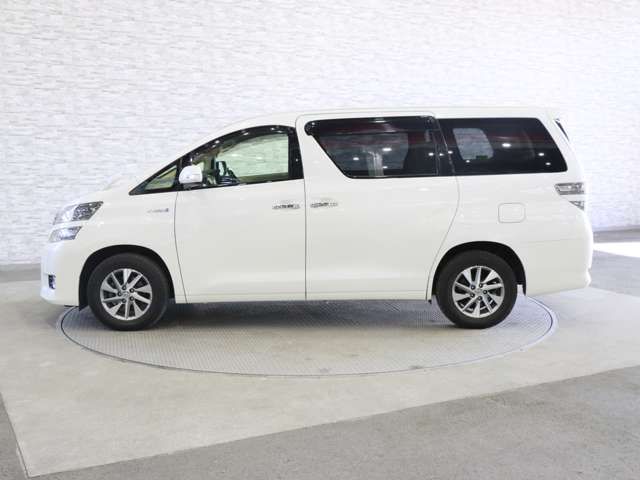 TOYOTA VELLFIRE  HYBRID 4WD 2014