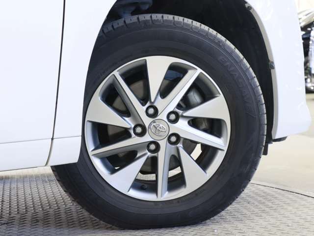 TOYOTA VELLFIRE  HYBRID 4WD 2014