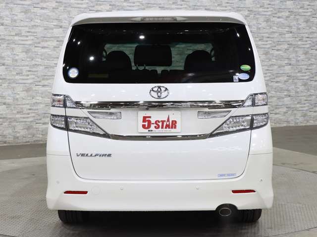 TOYOTA VELLFIRE 2013