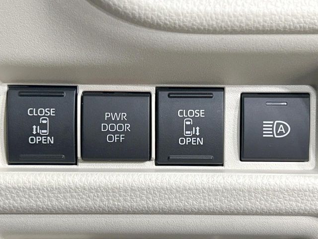 TOYOTA SIENTA HYBRID 2025