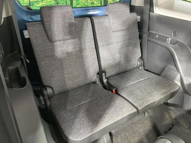 TOYOTA SIENTA HYBRID 2025