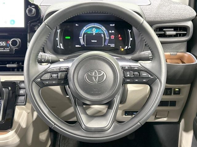 TOYOTA SIENTA HYBRID 2025