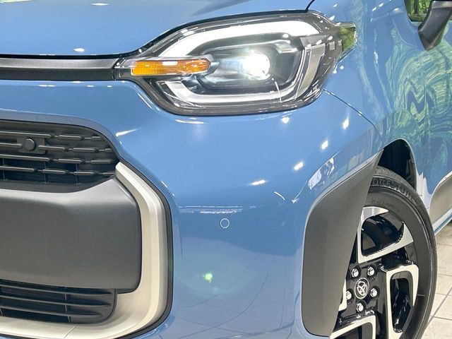 TOYOTA SIENTA HYBRID 2025