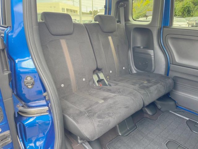 HONDA N BOX CUSTOM 4WD 2017