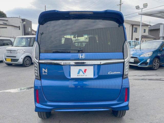 HONDA N BOX CUSTOM 4WD 2017