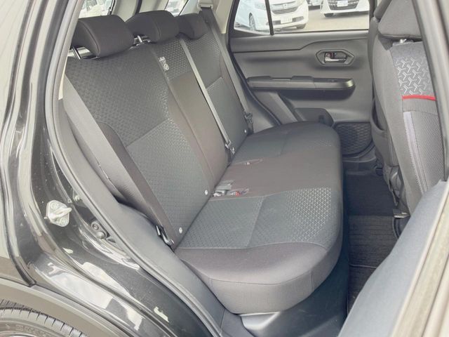 TOYOTA RAIZE HYBRID 2023