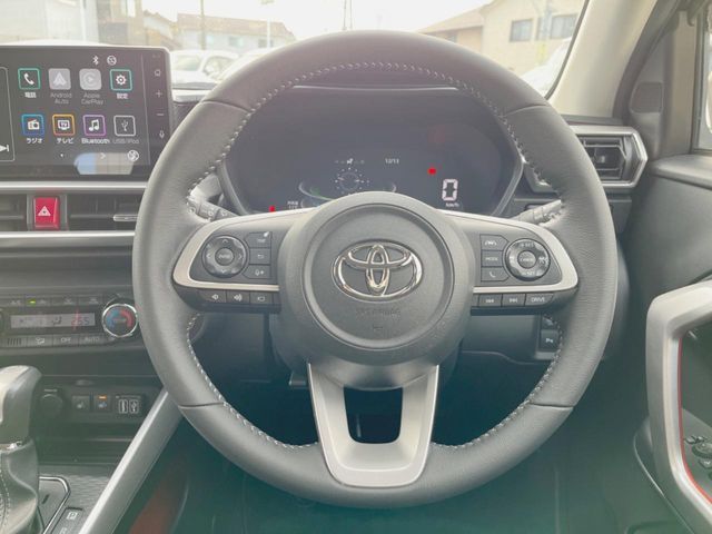 TOYOTA RAIZE HYBRID 2023