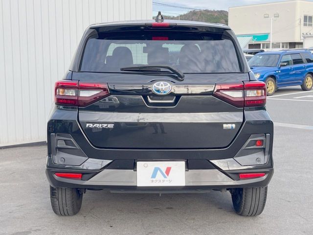 TOYOTA RAIZE HYBRID 2023