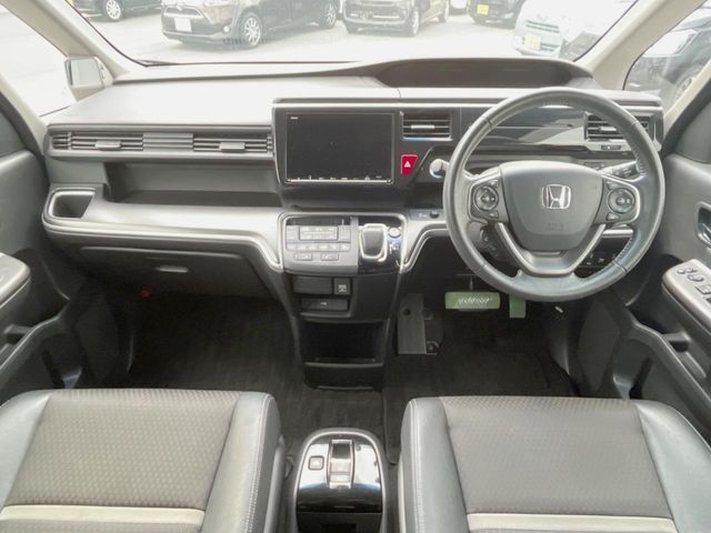 HONDA STEPWAGON SPADA HYBRID 2018