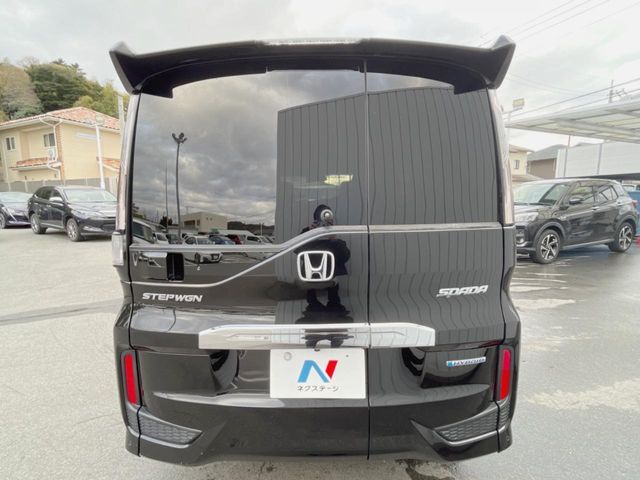 HONDA STEPWAGON SPADA HYBRID 2018