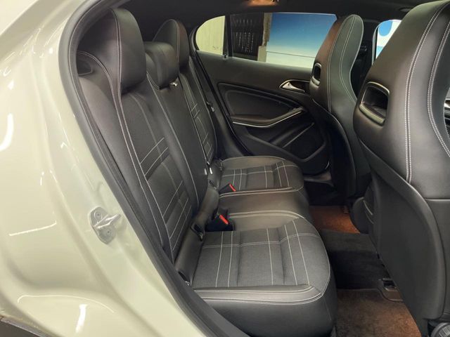 MERCEDES BENZ MERCEDES BENZ GLA class 2016