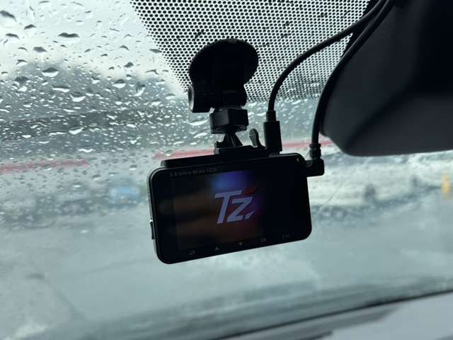 TOYOTA VOXY 4WD 2022