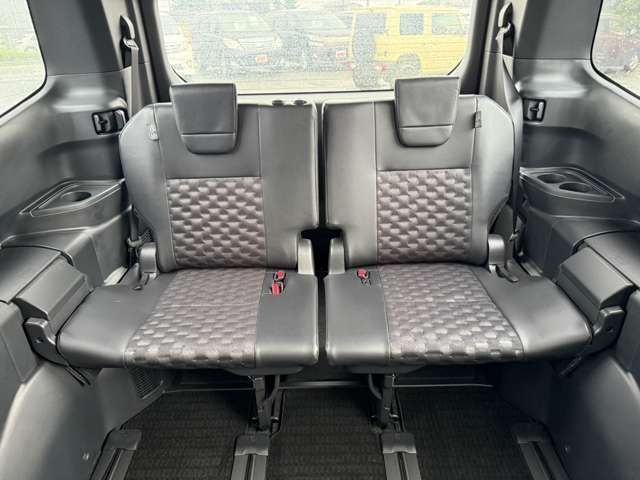 TOYOTA VOXY 4WD 2022