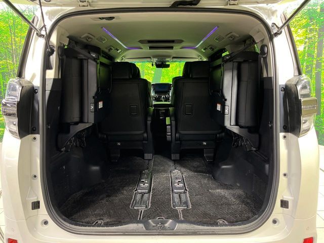 TOYOTA VELLFIRE 4WD 2018