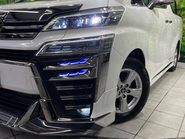 TOYOTA VELLFIRE 4WD 2018