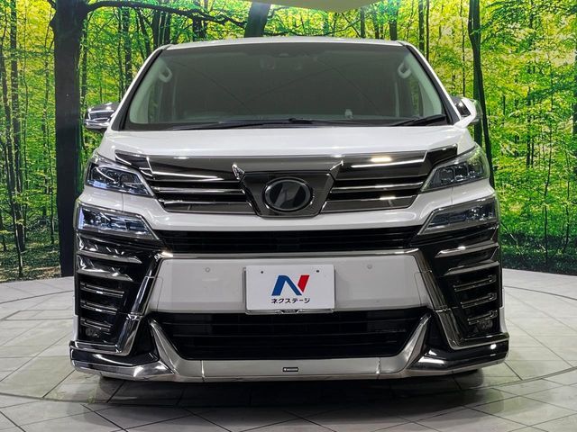 TOYOTA VELLFIRE 4WD 2018