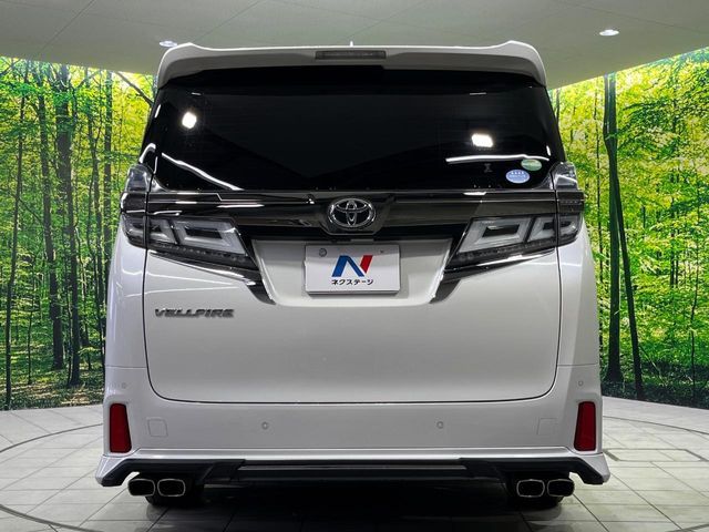 TOYOTA VELLFIRE 4WD 2018