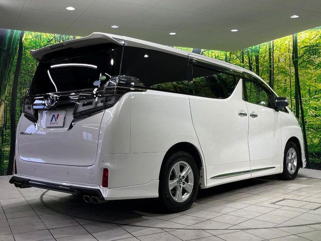 TOYOTA VELLFIRE 4WD 2018