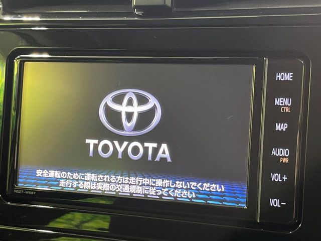 TOYOTA PRIUS 4WD 2019