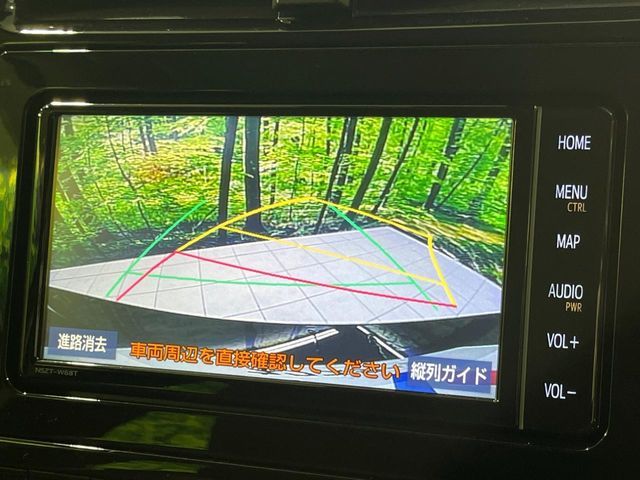 TOYOTA PRIUS 4WD 2019