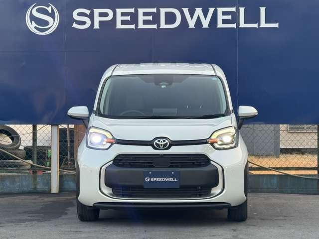TOYOTA SIENTA HYBRID 2022