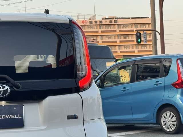 TOYOTA SIENTA HYBRID 2022