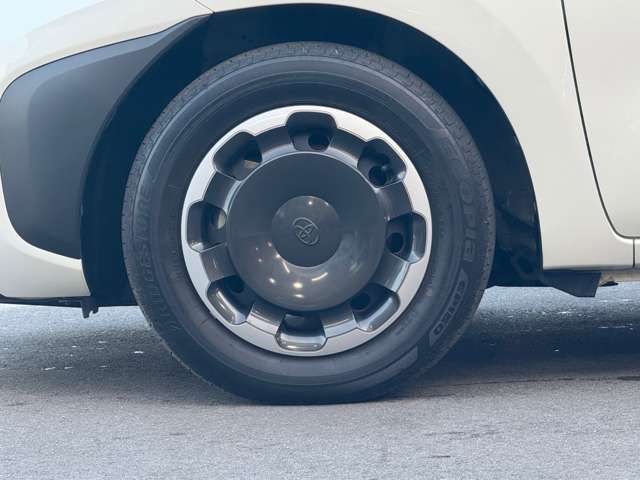 TOYOTA SIENTA HYBRID 2022