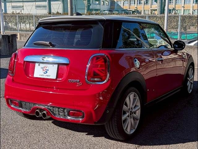 BMW MINI COOPER SD 2020