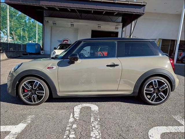 BMW MINI 2019