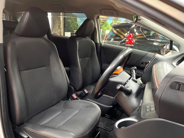 TOYOTA SIENTA HYBRID 2018