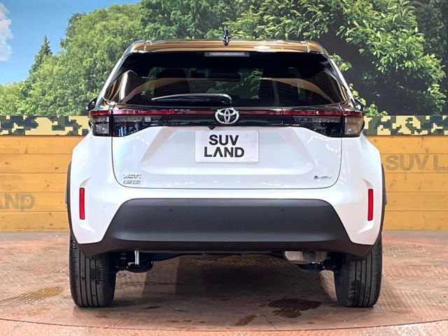 TOYOTA YARIS CROSS HYBRID 2025